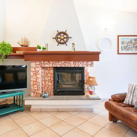 וילה Domus Ema By Interhome